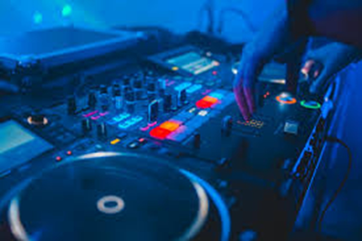 DJ Services